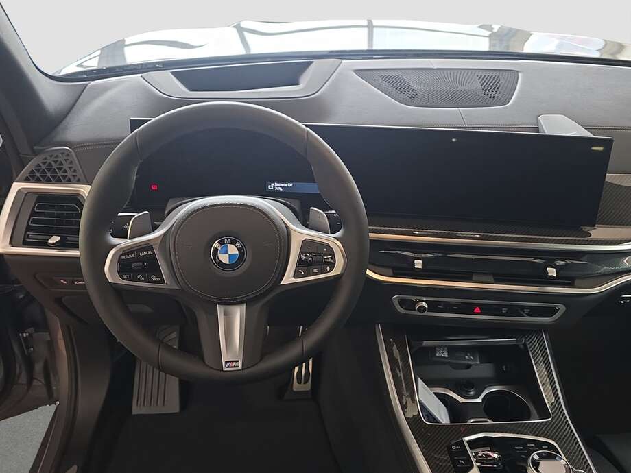 BMW X5 (Bild 13/18)