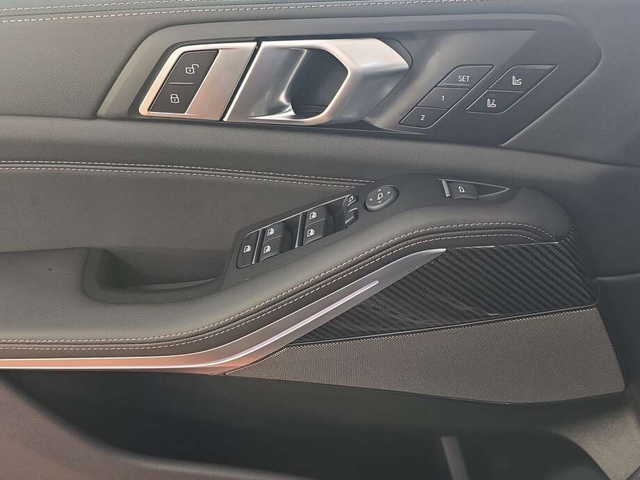BMW X5 (Bild 16/18)