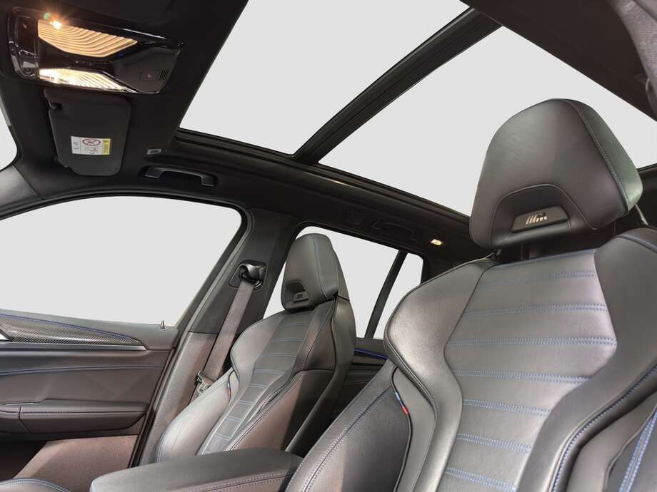 BMW X3 (Bild 11/18)