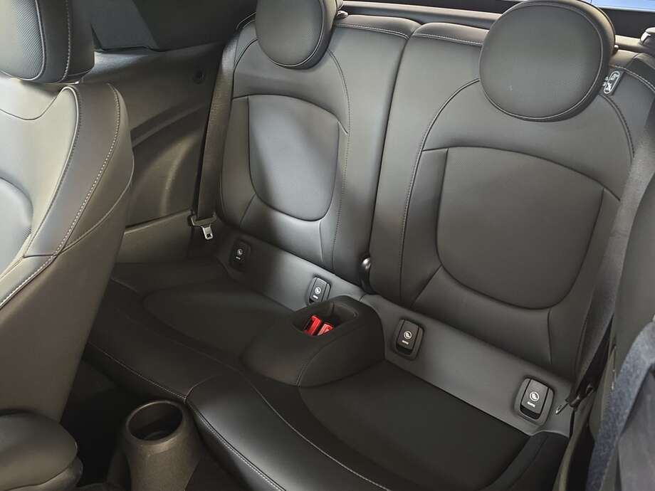 MINI Cooper Cabrio (Bild 14/18)