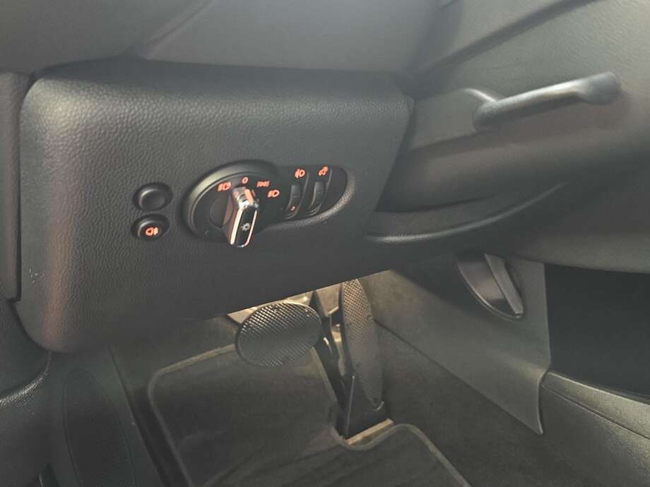 MINI Cooper Cabrio (Bild 17/18)
