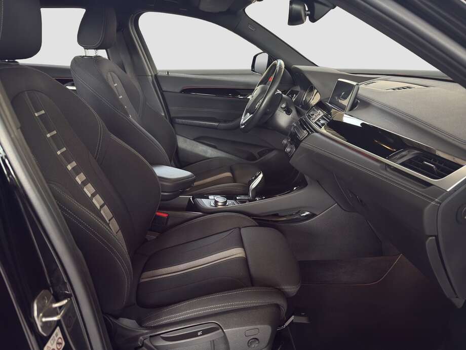 BMW X2 (Bild 16/19)