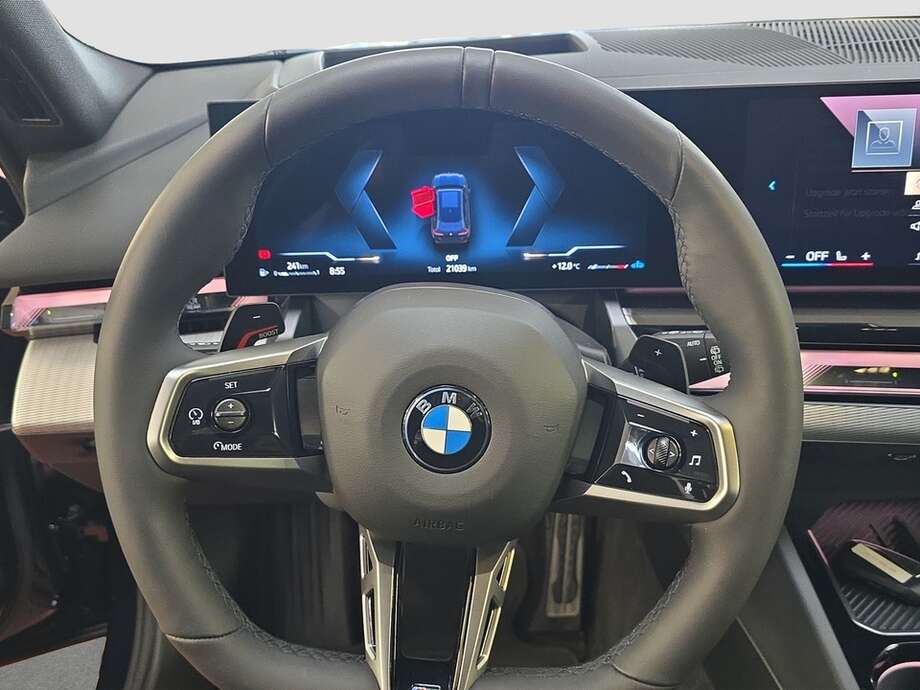 BMW 520d (Bild 12/19)