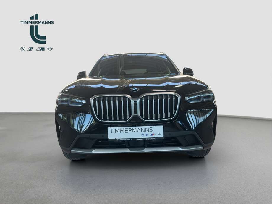 BMW X3 (Bild 8/17)