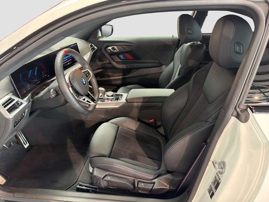 BMW M2 (Bild 11/16)