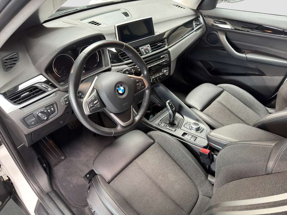 BMW X1 (Bild 10/15)