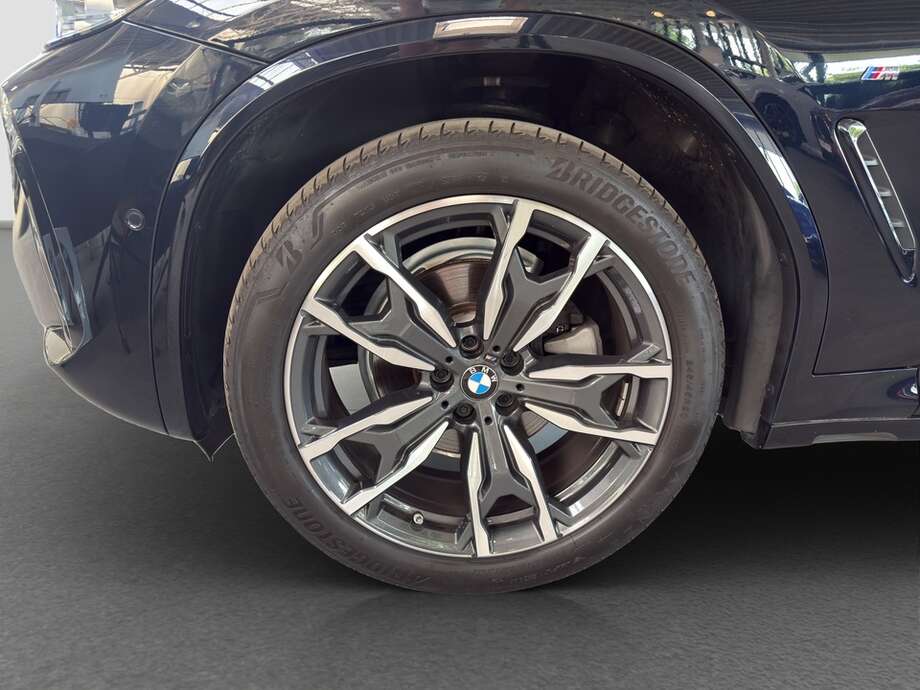 BMW X3 (Bild 9/18)