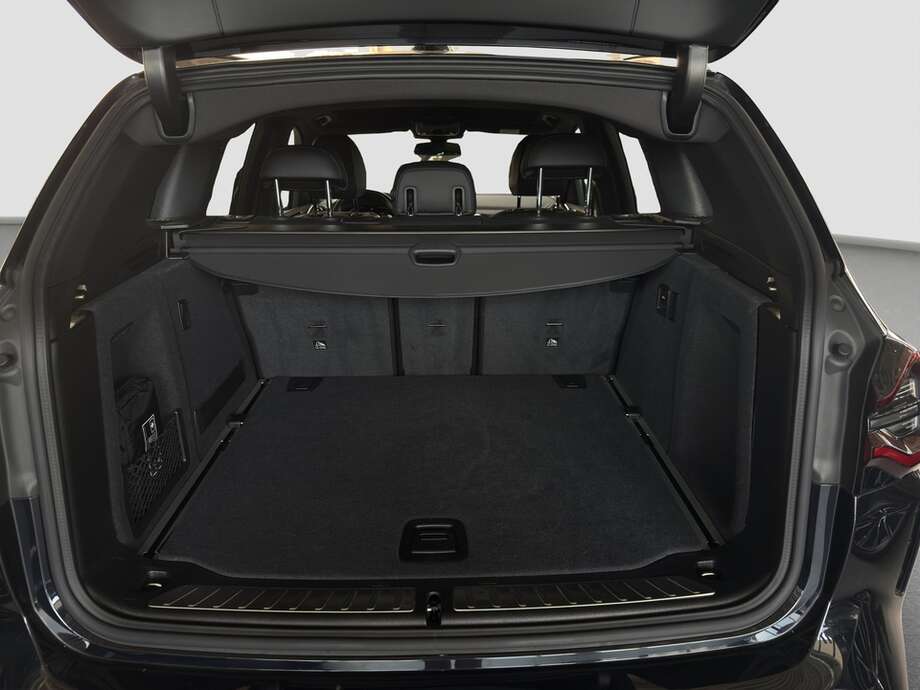 BMW X3 (Bild 14/18)