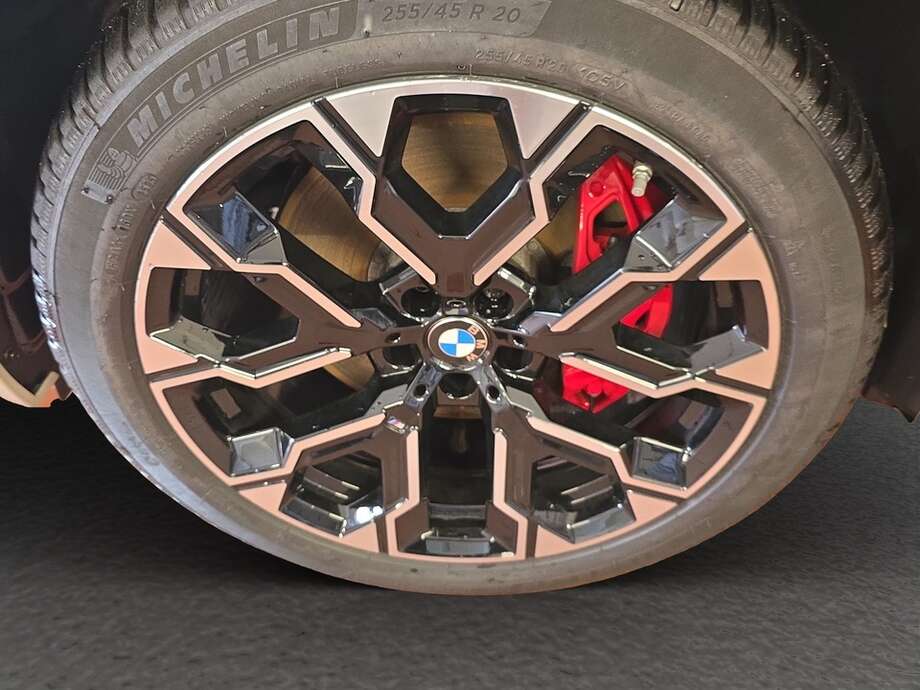 BMW X3 (Bild 9/20)