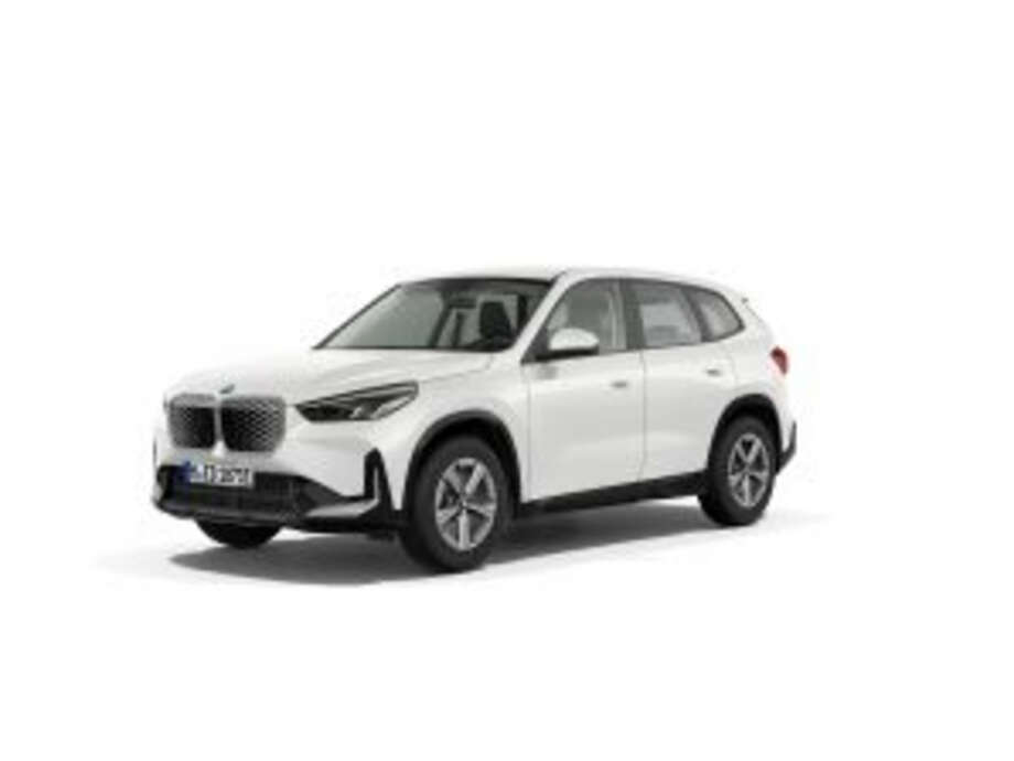 BMW iX1 xDrive30 (Bild 1/1)