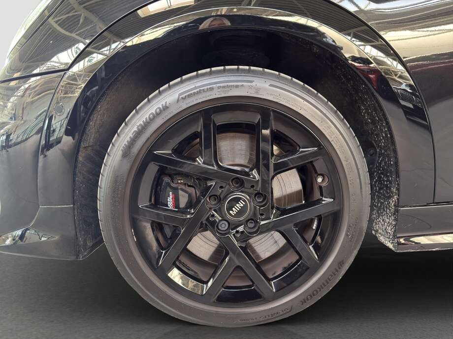 MINI Cooper S (Bild 9/19)
