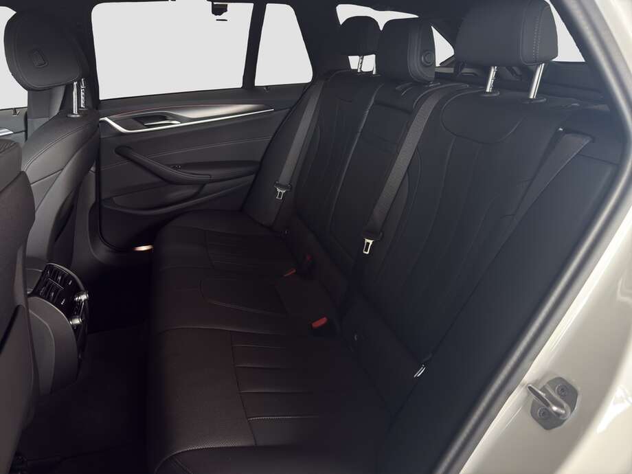 BMW 520d (Bild 15/23)