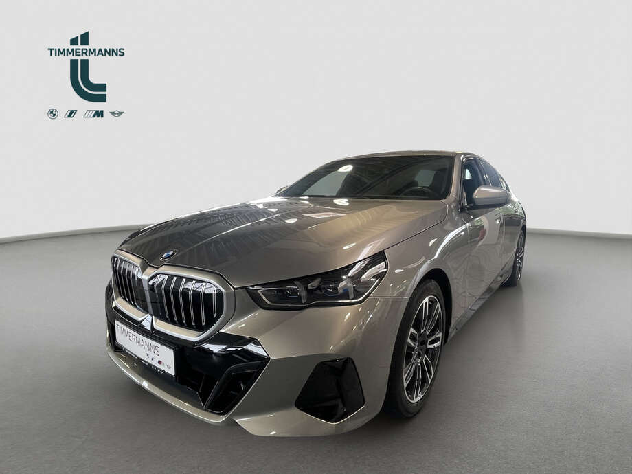 BMW 520i (Bild 1/16)