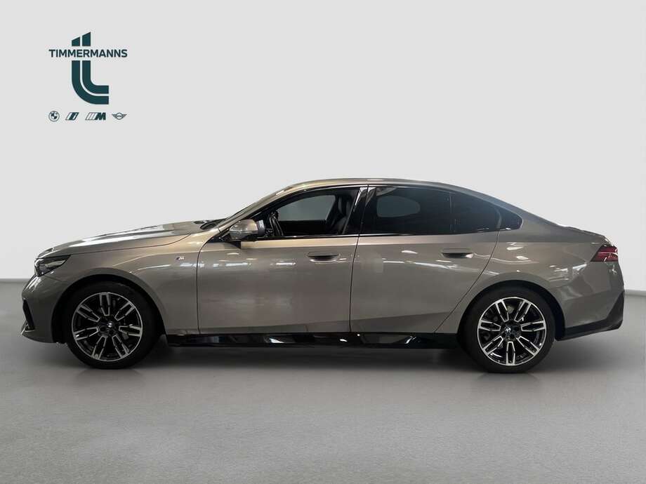 BMW 520i (Bild 2/16)