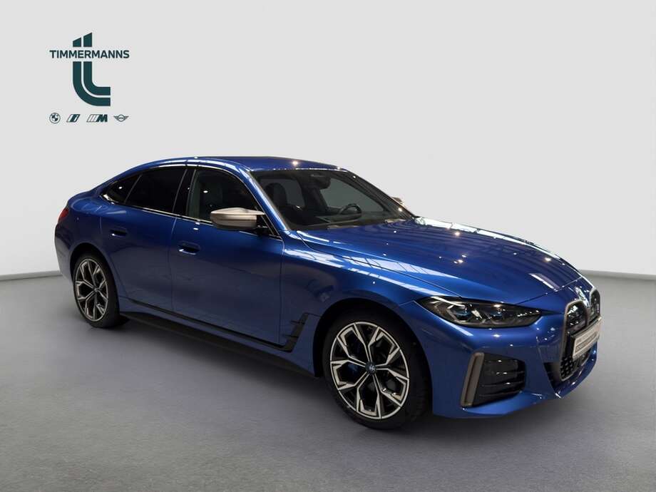BMW i4 (Bild 7/18)