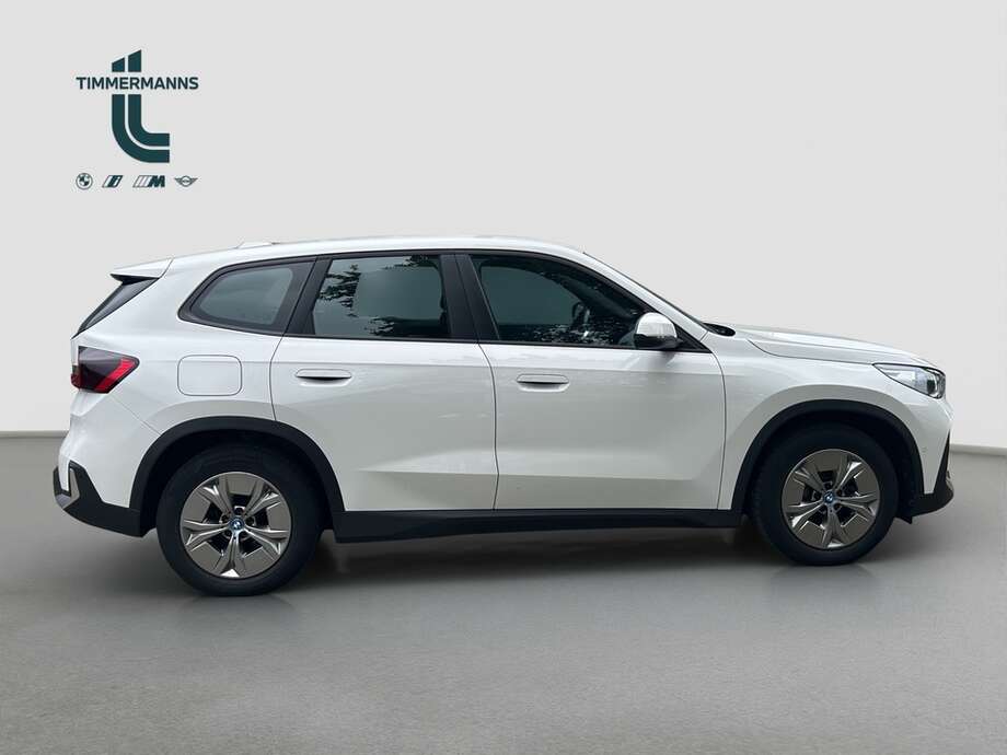 BMW iX1 xDrive30 (Bild 3/3)