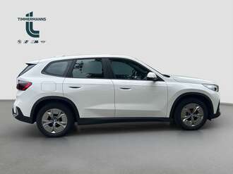 BMW iX1 xDrive30 (Bild 3/3)