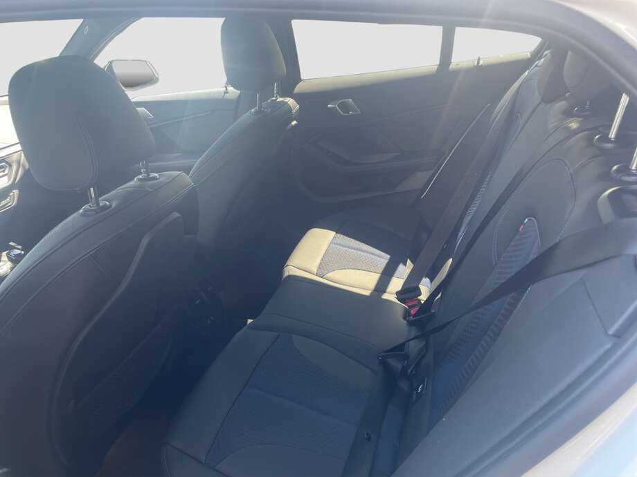 BMW 120d (Bild 6/6)