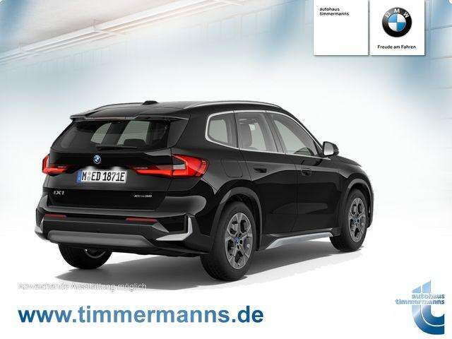 BMW iX1 xDrive30 (Bild 2/5)