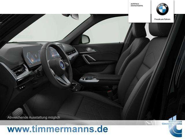 BMW iX1 xDrive30 (Bild 3/5)