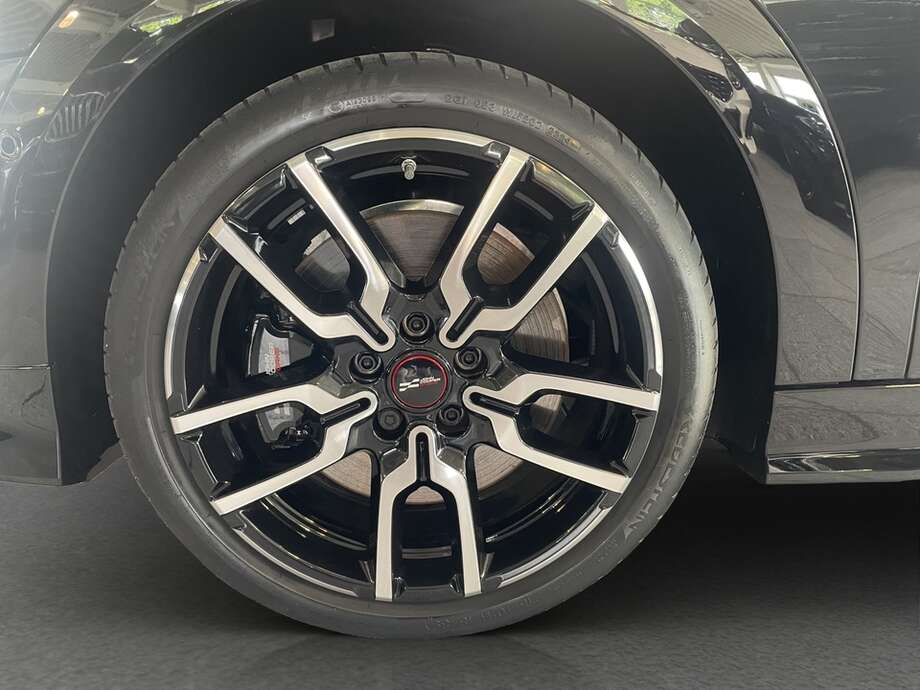 MINI Cooper S (Bild 9/16)