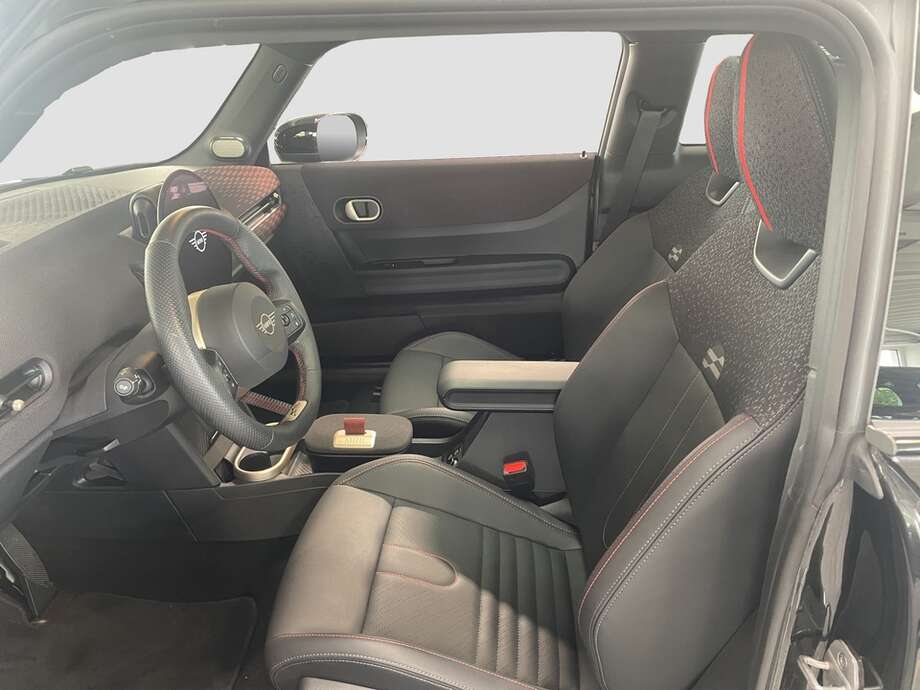 MINI Cooper S (Bild 10/16)