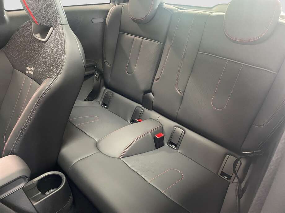 MINI Cooper S (Bild 14/16)