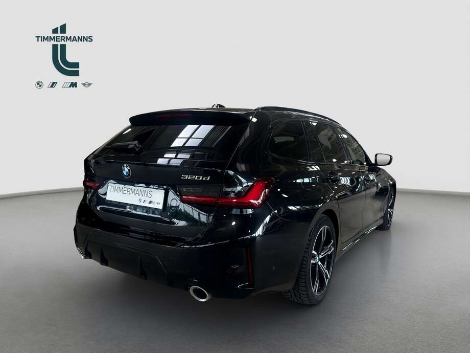 BMW 320d (Bild 4/15)
