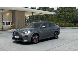 BMW iX2 eDrive20 (Bild 1/5)