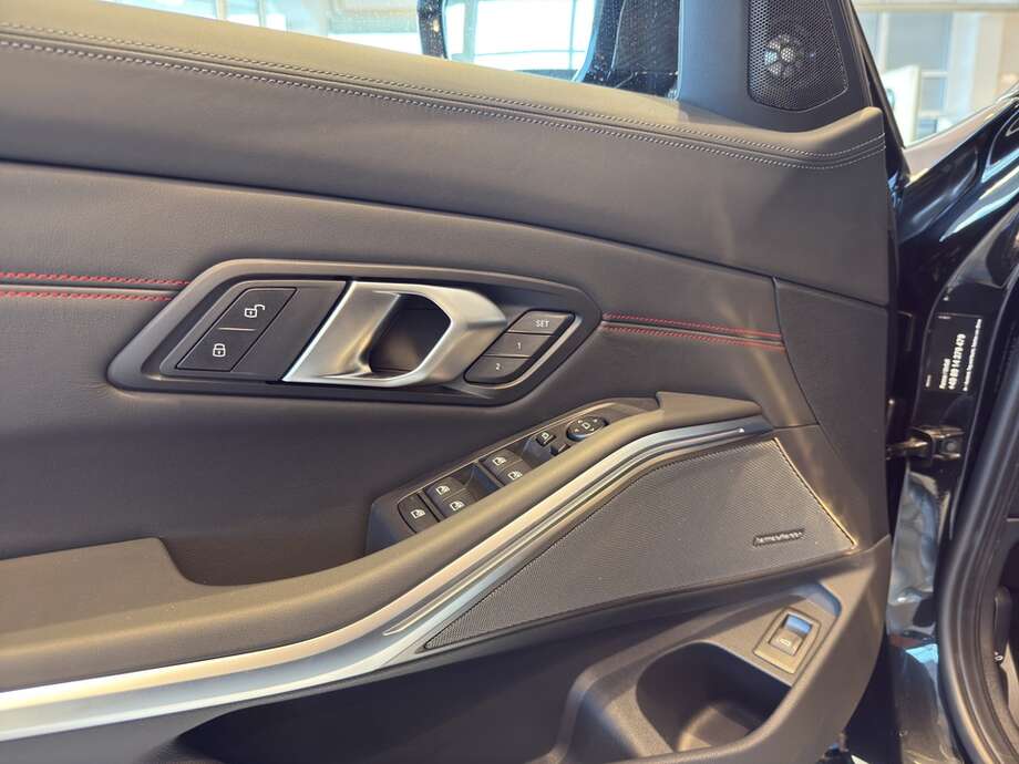 BMW M3 (Bild 17/19)