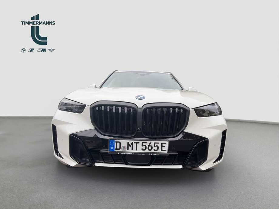 BMW X5 (Bild 8/13)
