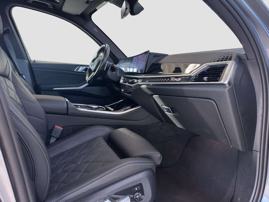 BMW X5 (Bild 16/19)