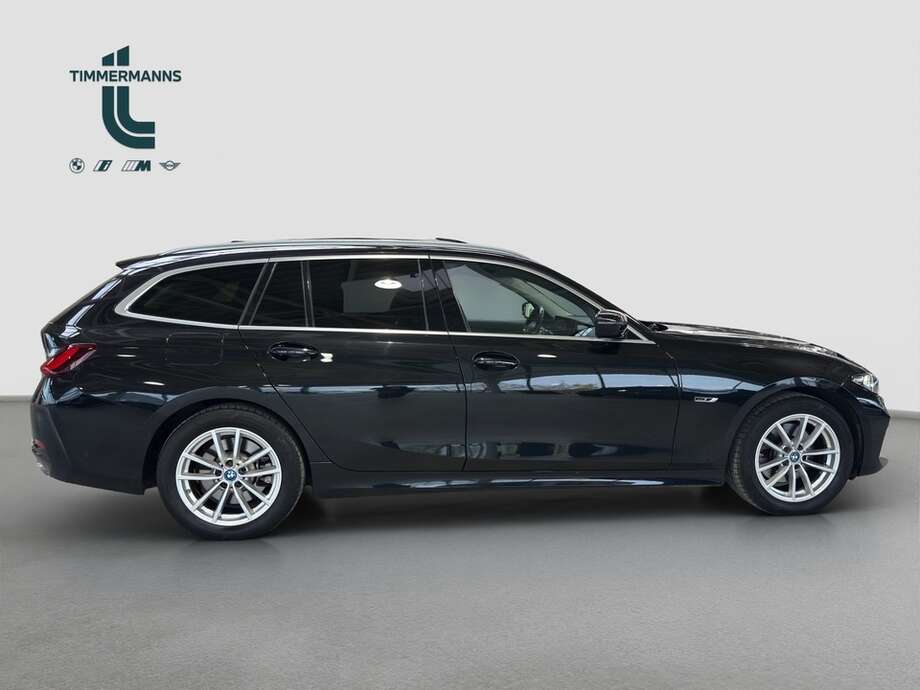 BMW 320e Touring Auto (Bild 6/21)