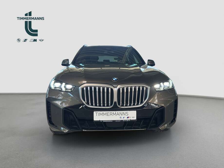 BMW X5 (Bild 7/15)