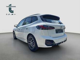BMW 220 Active Tourer (Bild 2/18)