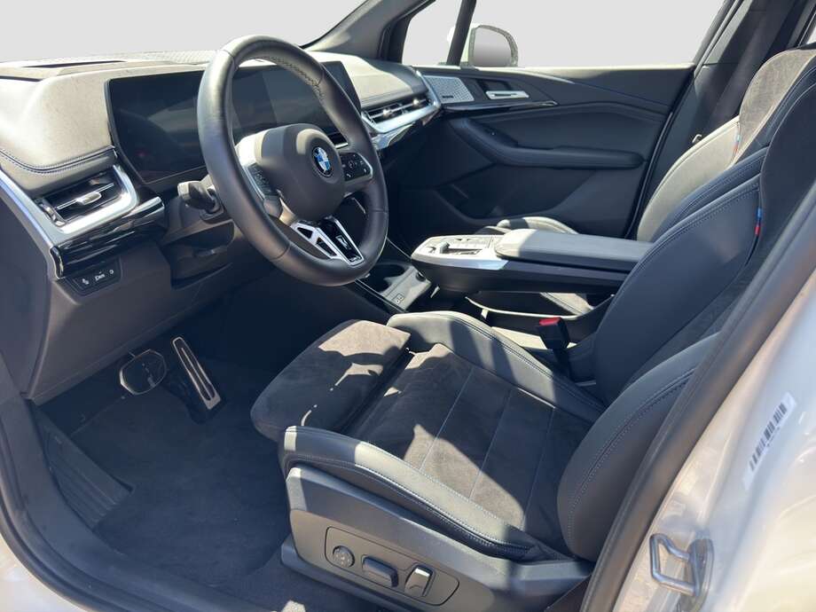 BMW 220 Active Tourer (Bild 7/18)