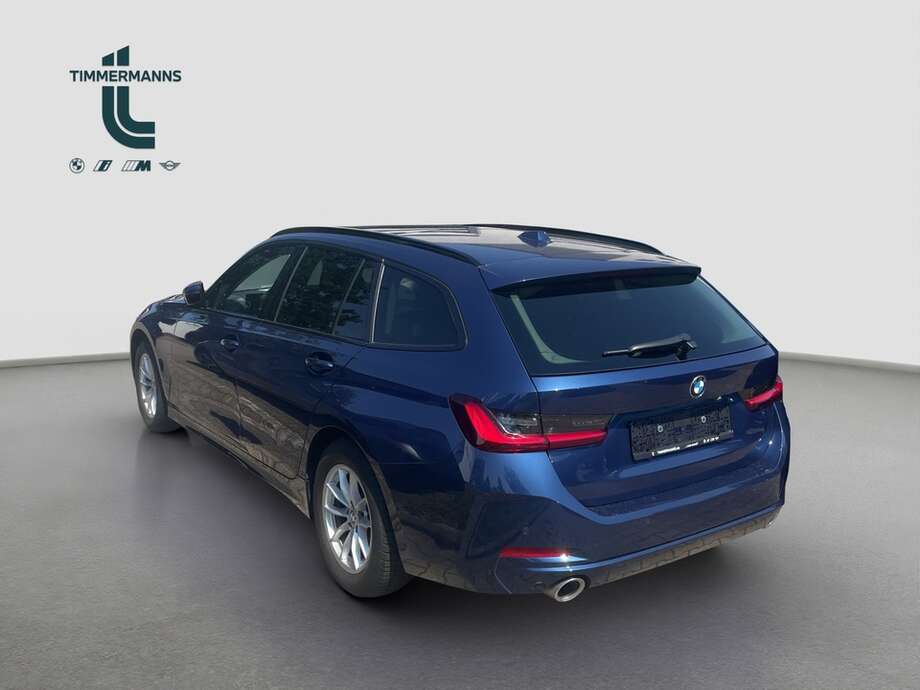 BMW 320i (Bild 3/6)