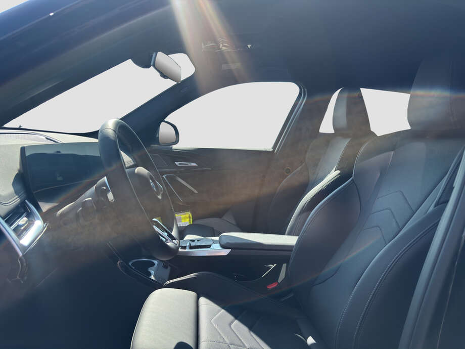 BMW X1 (Bild 9/18)