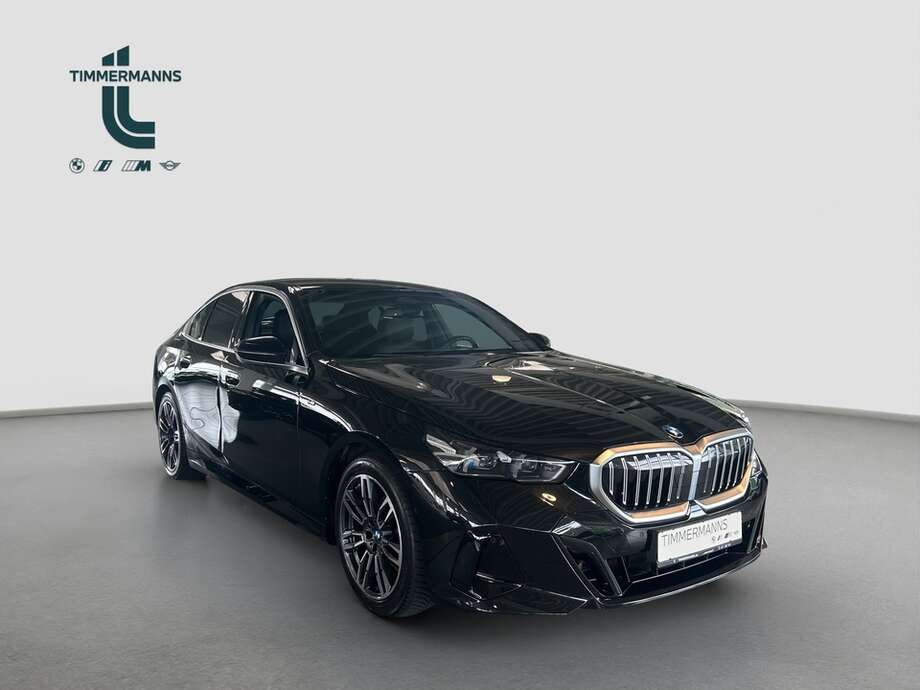 BMW 520d xDrive (Bild 7/17)