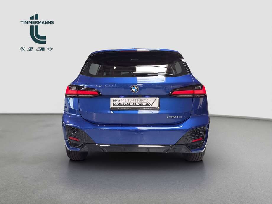 BMW 220 Active Tourer (Bild 4/16)