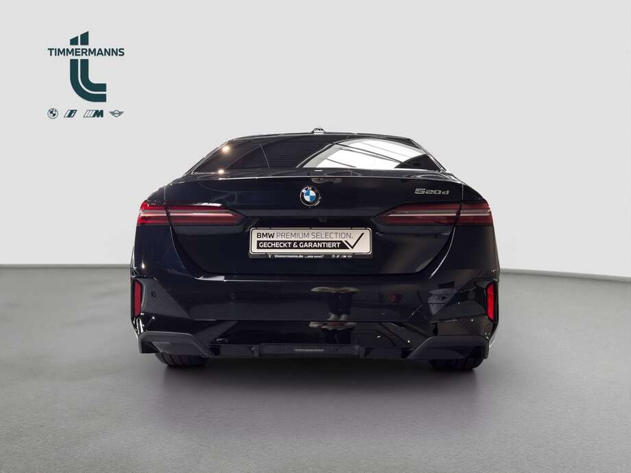 BMW 520d (Bild 4/16)