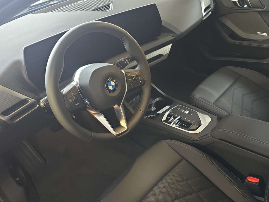 BMW 120 (Bild 10/16)