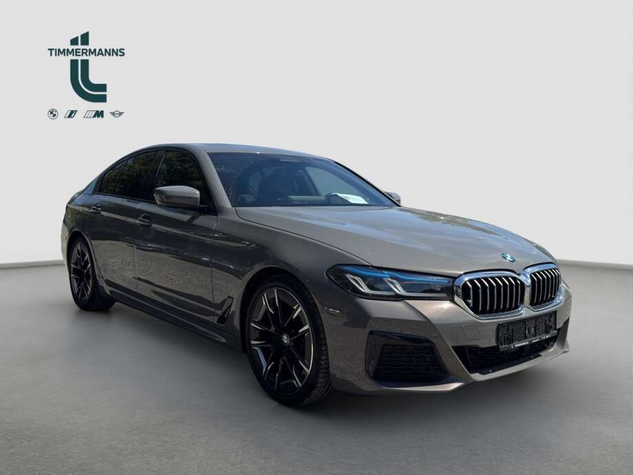 BMW 520d xDrive (Bild 8/24)
