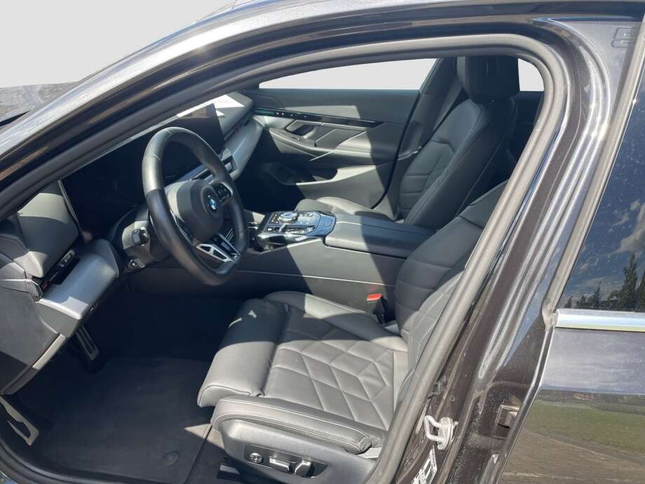 BMW 520d xDrive (Bild 5/6)