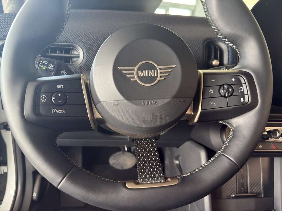 MINI Cooper C (Bild 18/19)