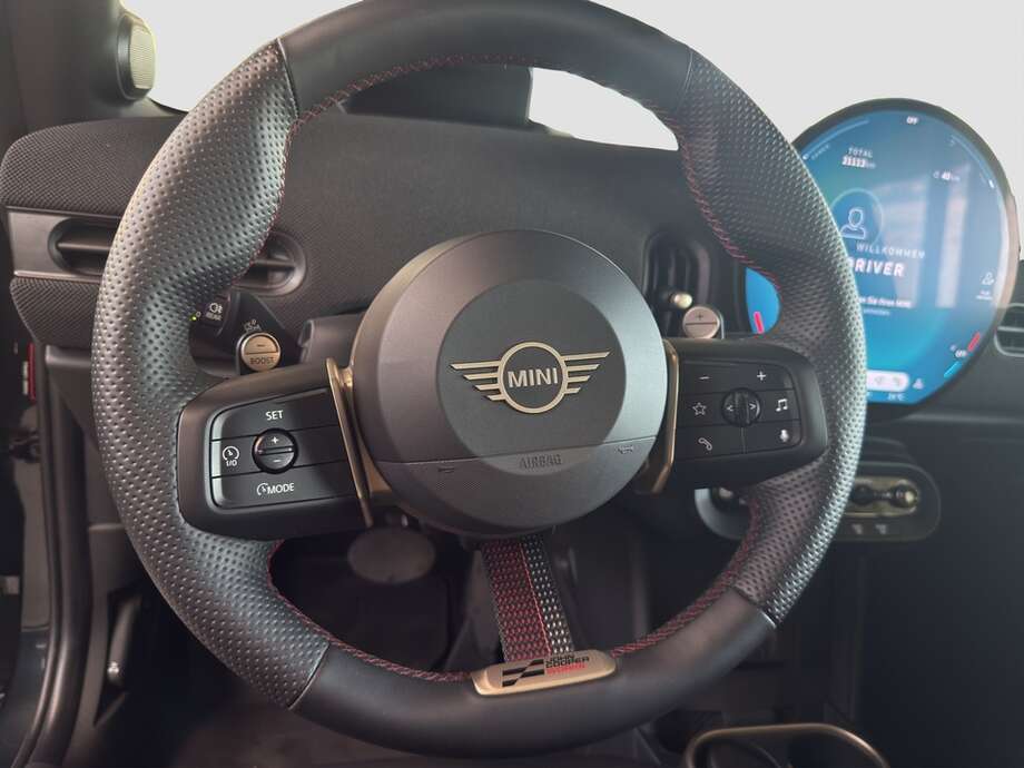 MINI Cooper S (Bild 12/18)