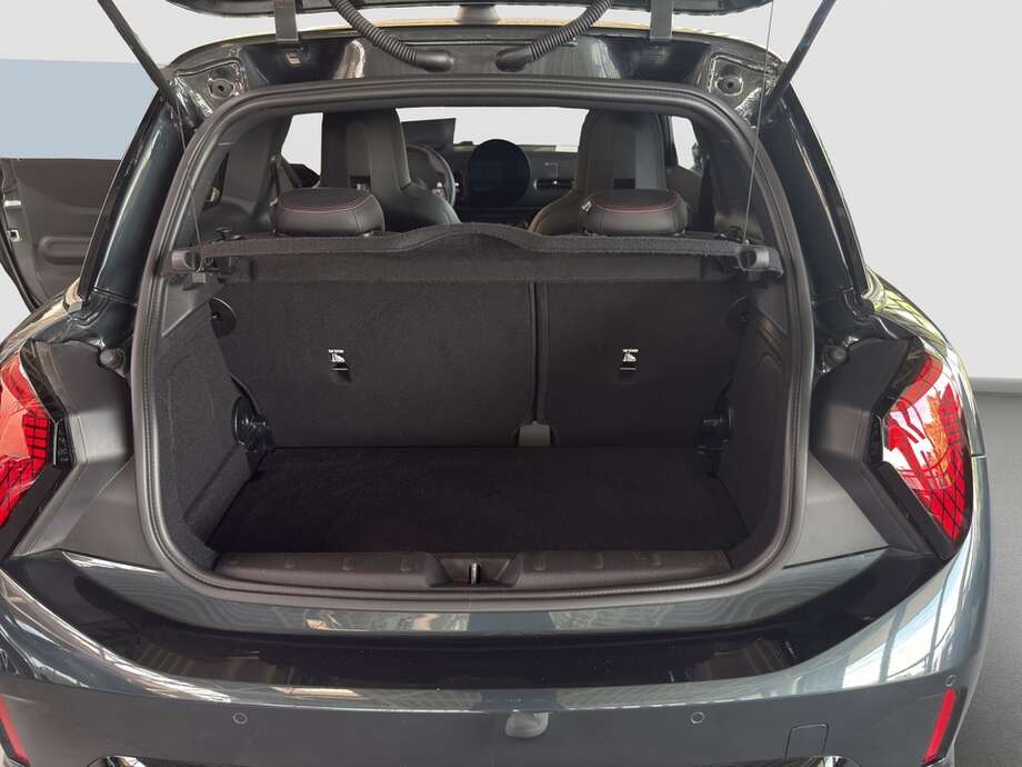 MINI Cooper S (Bild 15/18)
