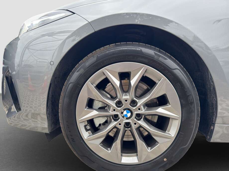 BMW 120d (Bild 7/22)