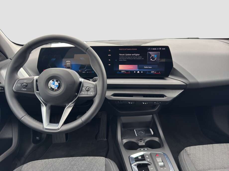 BMW 120d (Bild 10/22)