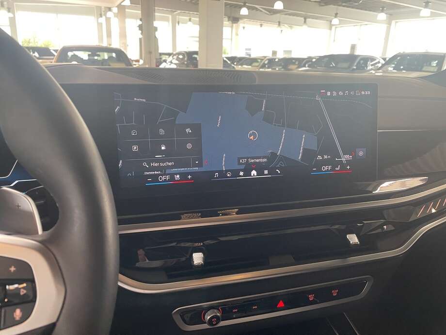 BMW X5 (Bild 19/20)